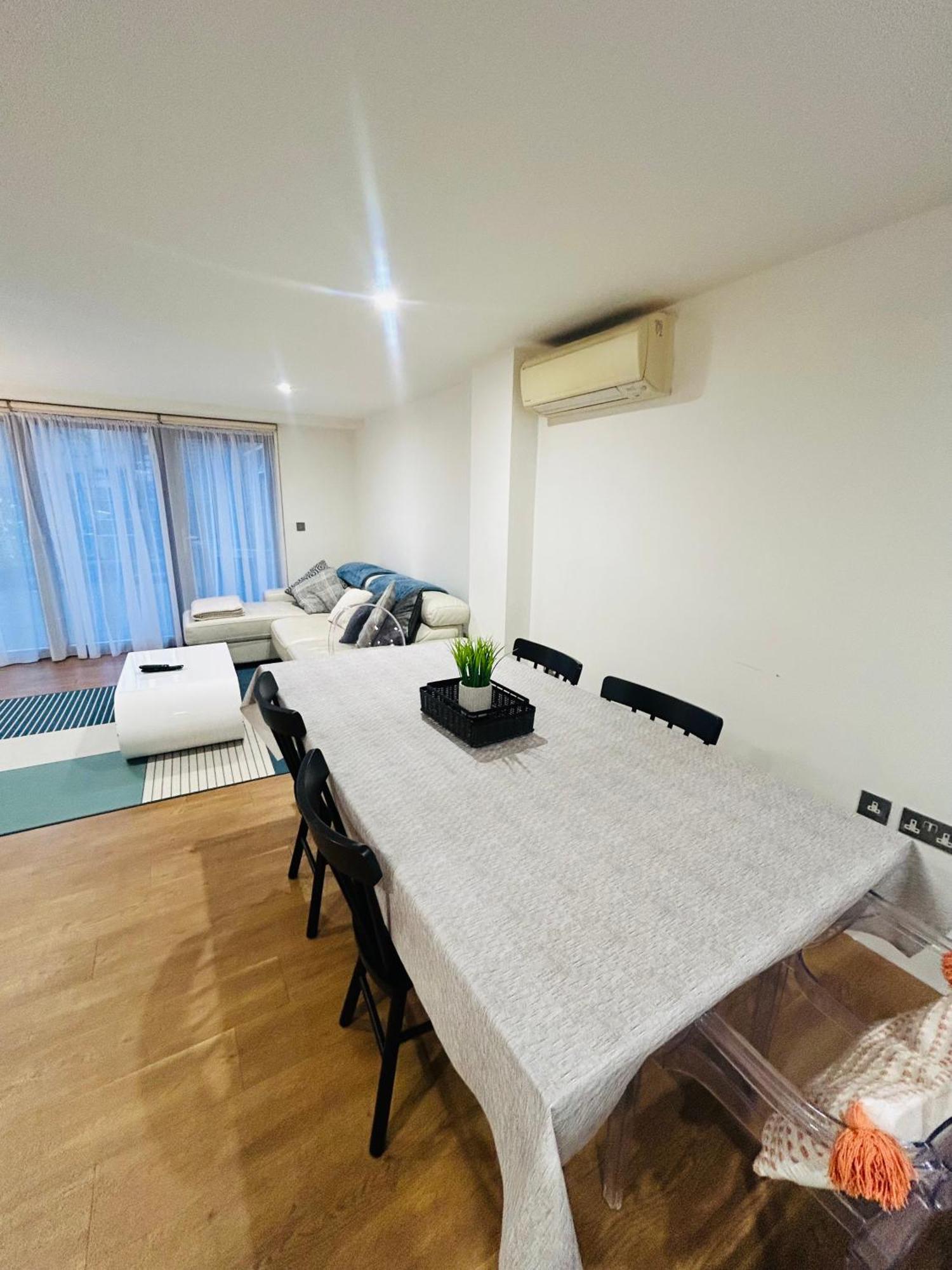 Modern 2 Bed 2 Bath Apartment With Outdoor Space Hyde Park Londra Dış mekan fotoğraf